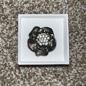 Silver Rhinestone Flower Ring